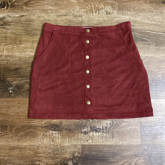 HYFVE Skirt - Picture 2 of 9